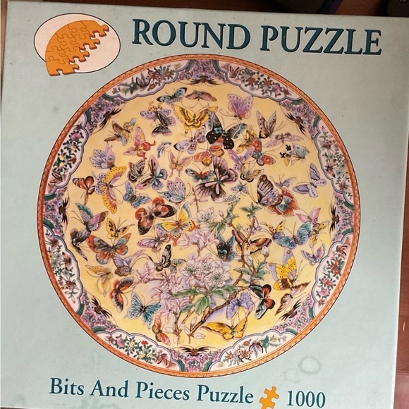1000 PIECE ROUND PUZZLE BY BITS AND PIECES - Picture 1 of 1